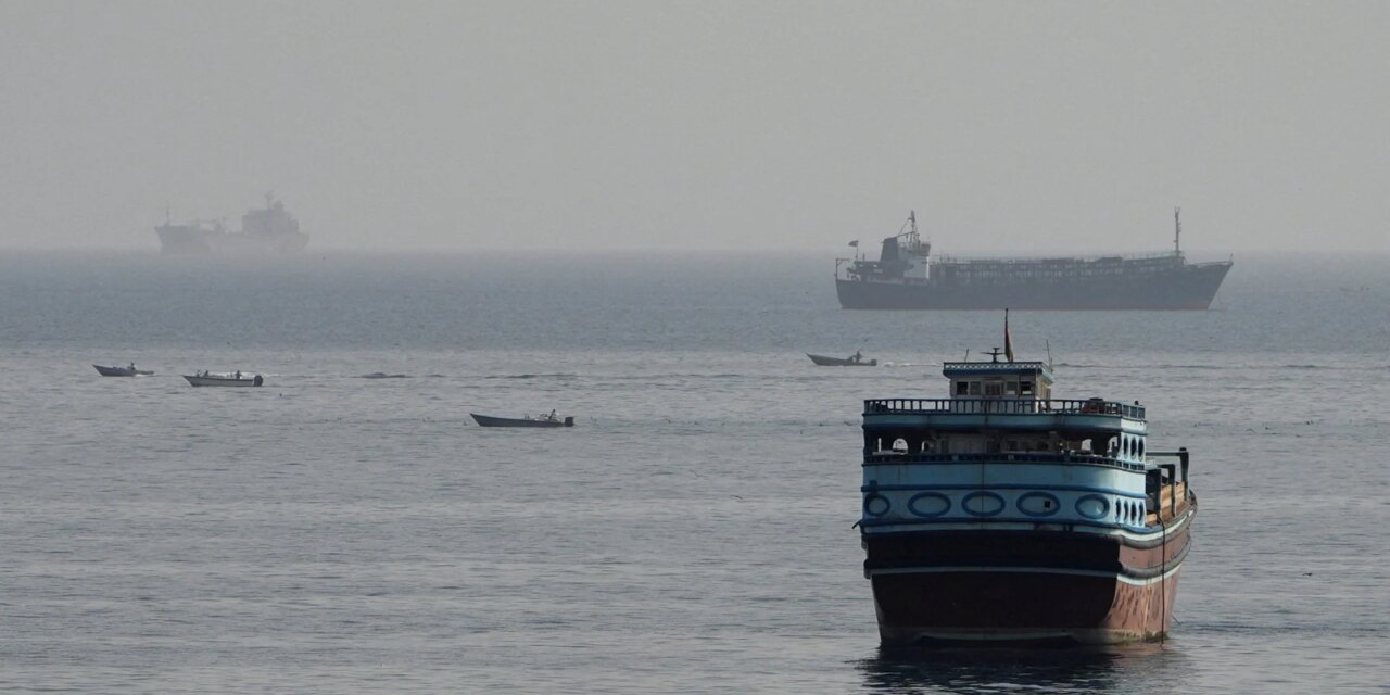 Ιράν και Ομάν σημειώνουν πρόοδο για την επίτευξη συμφωνίας για την επαναλειτουργία των Στενών του Ορμούζ