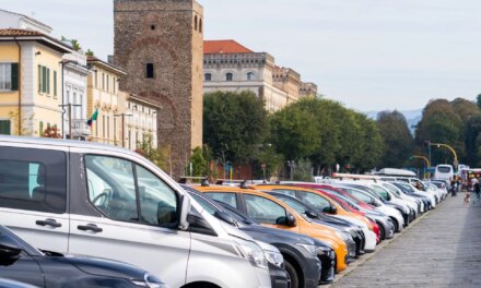 Αύξηση 3,9% στις πωλήσεις νέων αυτοκινήτων τον Ιούλιο σε ετήσια βάση