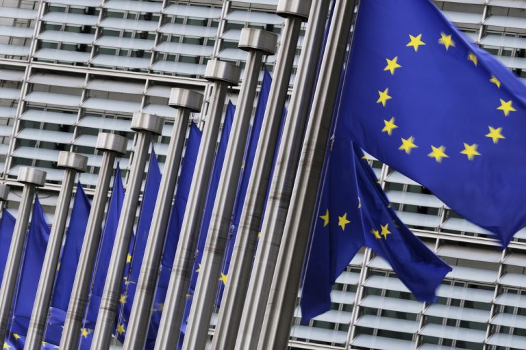 Αίτημα στην Κομισιόν για επέκταση της ρήτρας διαφυγής – Στόχος επενδύσεις έως και 1,5 δισ. ευρώ στην ενέργεια