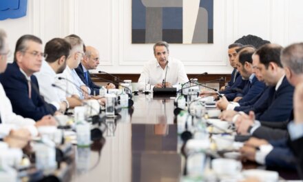 Πυρκαγιά στη Δυτική Αττική: Επιτάχυνση αποζημιώσεων και κρατικής αρωγής