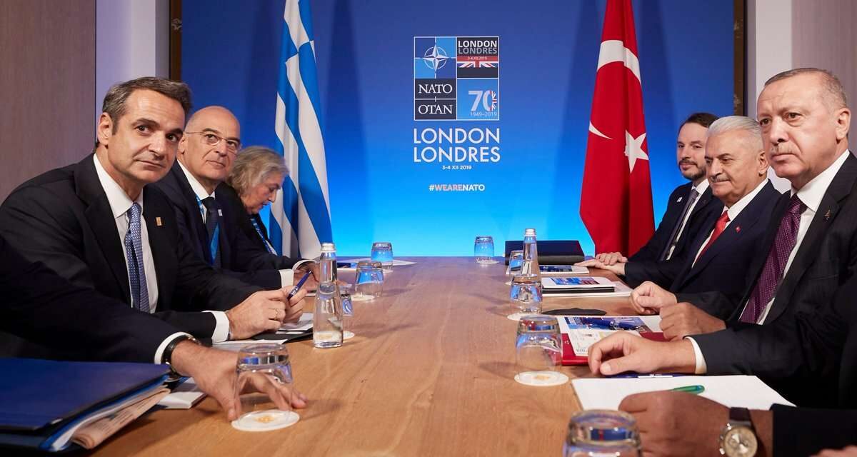 Θαλάσσια πάρκα και κόκκινες γραμμές