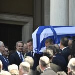 «Μας αφήνεις βαριά κληρονομιά, την ευθύνη απέναντι στην πατρίδα»