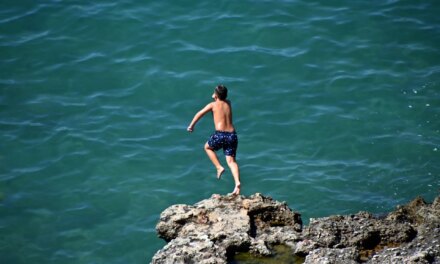 Καιρός: Στο «κόκκινο» ο υδράργυρος