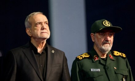 Πεζεσκιάν: Η συνάντηση με τον ανώτατο ηγέτη Μοτζταμπά Χαμενεΐ διήρκεσε 7 ώρες