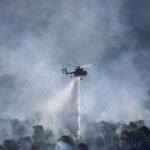 Πυρκαγιά στη Δυτική Αττική: Ώρες αγωνίας σε Άγιο Νεκτάριο, Κρύο Πηγάδι – «Τεράστια η περίμετρος» της φωτιάς