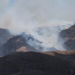 Ρέθυμνο: Σε πλήρη εξέλιξη η μάχη με τις αναζωπυρώσεις στο νότιο τμήμα του νομού