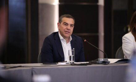 «Σκανδαλώδεις φοροαπαλλαγές στον μεγάλο πλούτο»