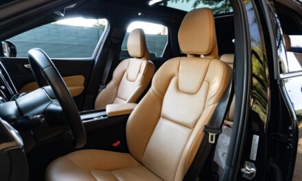 Η Volvo μπορούσε να βγάλει δισεκατομμύρια από αυτή την εφεύρεση. Προτίμησε να σώσει εκατομμύρια ζωές