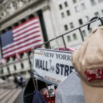 Νέα ιστορικά υψηλά για S&P 500 και Dow Jones στη Wall Street