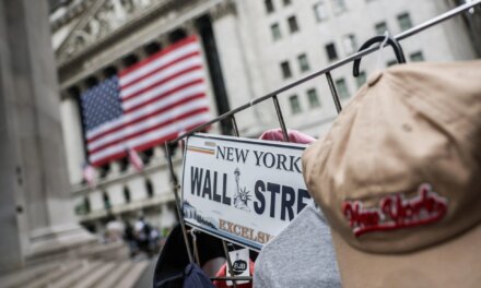 Νέα ιστορικά υψηλά για S&P 500 και Dow Jones στη Wall Street