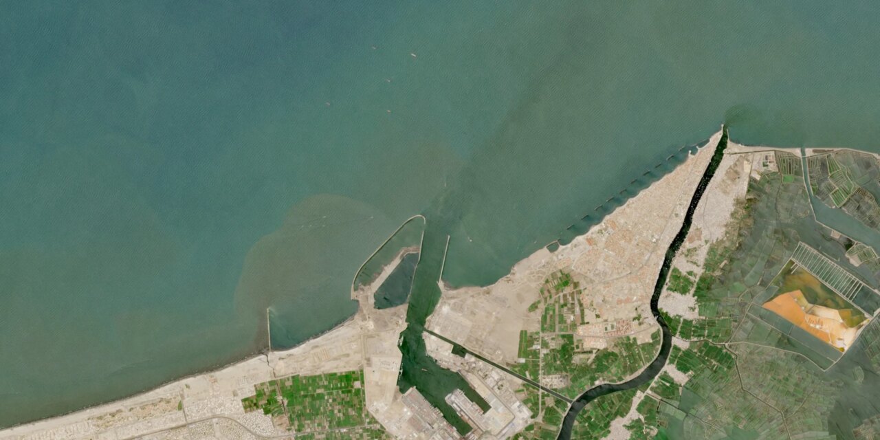 Επίθεση με drones σε διυλιστήριο της Aramco στη Σαουδική Αραβία