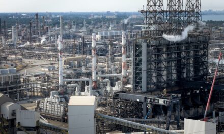 Πετρέλαιο: Πάνω από τα 100 δολάρια το Brent λόγω της κλιμάκωσης στη Μέση Ανατολή
