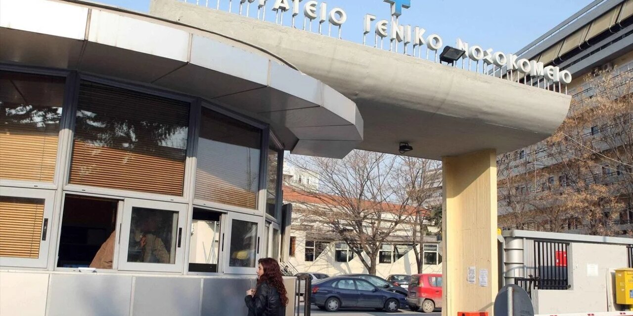 Πέθανε ο 17χρονος που είχε καταρρεύσει έξω από το σχολείο του