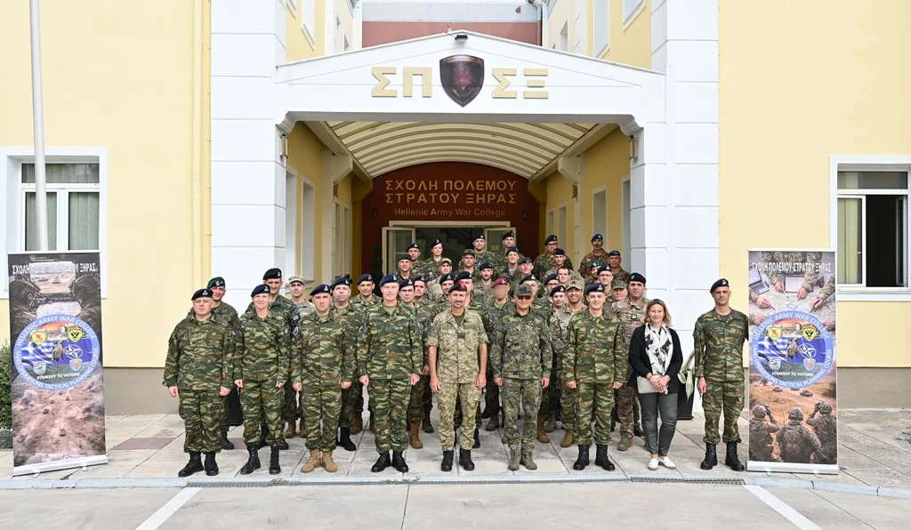 ΝΑΤΟϊκή εκπαίδευση υψηλού επιπέδου στη Σχολή Πολέμου Στρατού Ξηράς