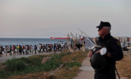 Έγγραφα αποκαλύπτουν ότι η υπηρεσία πληροφοριών είχε προειδοποιήσει για σχέδια εισβολής μεταναστών στη Θέουτα