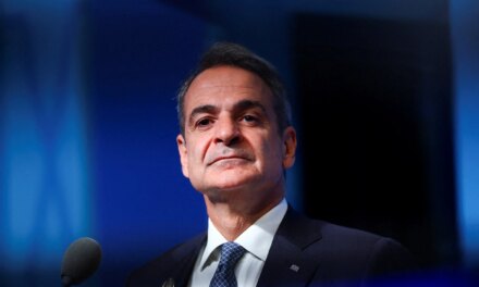 Οι στόχοι, τα μηνύματα και τα εκλογικά διλήμματα από τις ΗΠΑ