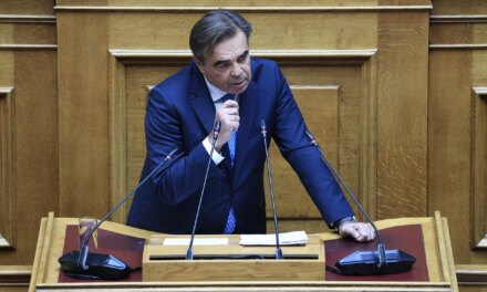 Μ. Σχοινάς: Δεν χρωστάω σε κανέναν, δεν ήρθα στο υπουργείο για να περνάω ύποπτες διατάξεις