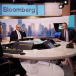 Μητσοτάκης στο Bloomberg: Δεν βγαίνει για μείωση στο φόρο καυσίμων, έχει για τους εφοπλιστές