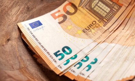 Αντλήθηκαν 500 εκατ. με αυξημένο επιτόκιο