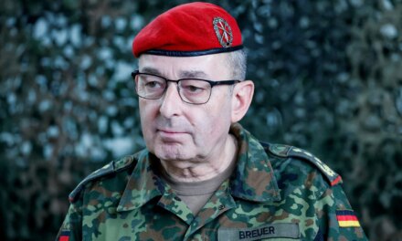 Ο Γερμανός στρατηγός Κάρστεν Μπρόιερ εκλέχθηκε νέος αρχηγός της Στρατιωτικής Διοίκησης της Συμμαχίας