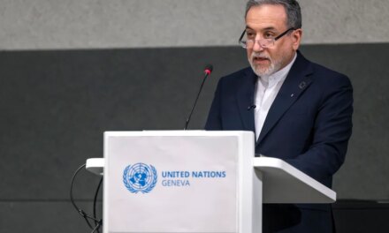 Ο Αραγτσί μετέφερε στον Γουίτκοφ τους όρους της Τεχεράνης για το άνοιγμα των Στενών του Ορμούζ