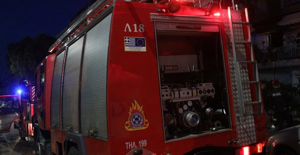 Φωτιά τώρα σε διαμέρισμα στο Χαλάνδρι