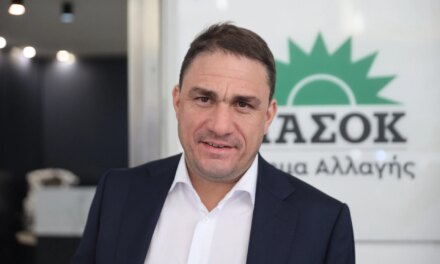 Ανεπίτρεπτο οι υπουργοί να παίζουν με τα εθνικά θέματα