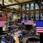 Με άνοδο έκλεισε η Wall Street σε μια εβδομάδα έντονης μεταβλητότητας