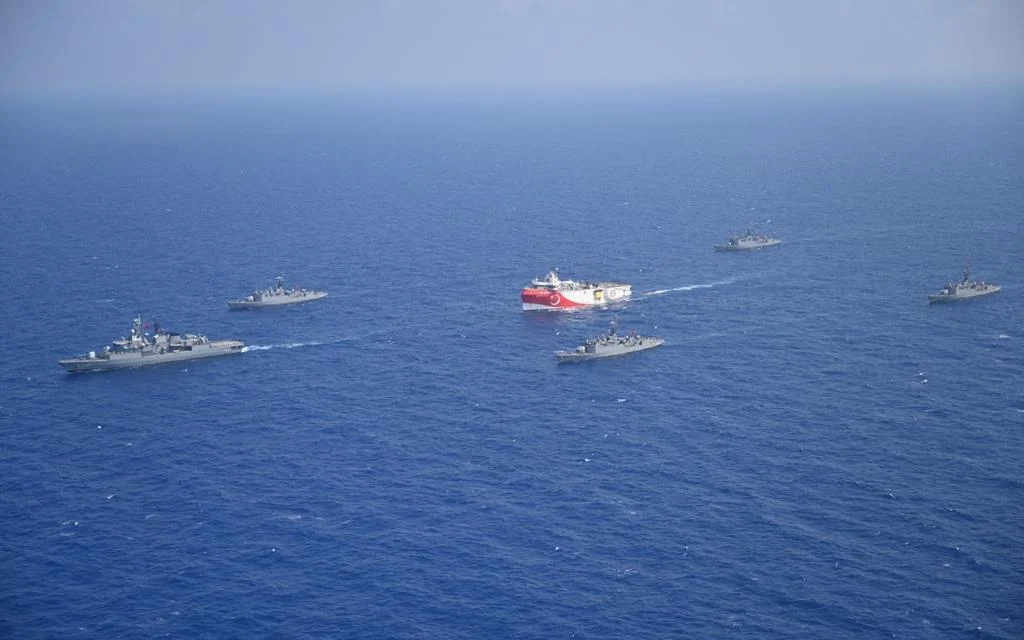 Με NAVTEX απαντά η Αθήνα στην προκλητική NAVTEX της Τουρκίας για έρευνες στην ελληνική υφαλοκρηπίδα