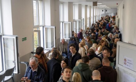 Σερβία: Νικήτρια των εκλογών η Φοιτητική Λίστα – Ο Βούτσιτς παραδέχτηκε την ήττα του
