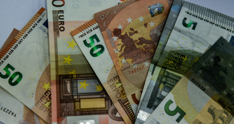 Στη Βουλή η νέα ρύθμιση – ανάσα των 120 δόσεων – Στις καλένδες η διάταξη για ηλεκτρονικές πληρωμές courier