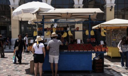 Υπαίθριο εμπόριο: Τι αλλάζει στις λαϊκές αγορές – Εγκύκλιος του υπουργείου Ανάπτυξης