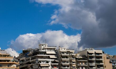 Εξαφανίστηκαν τα προσιτά οικογενειακά ακίνητα στην Αττική