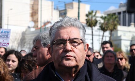 Σήμερα απεργούν οι λιμενεργάτες στέλνοντας το μήνυμα ότι «δεν δουλεύουμε για τον πόλεμό τους»