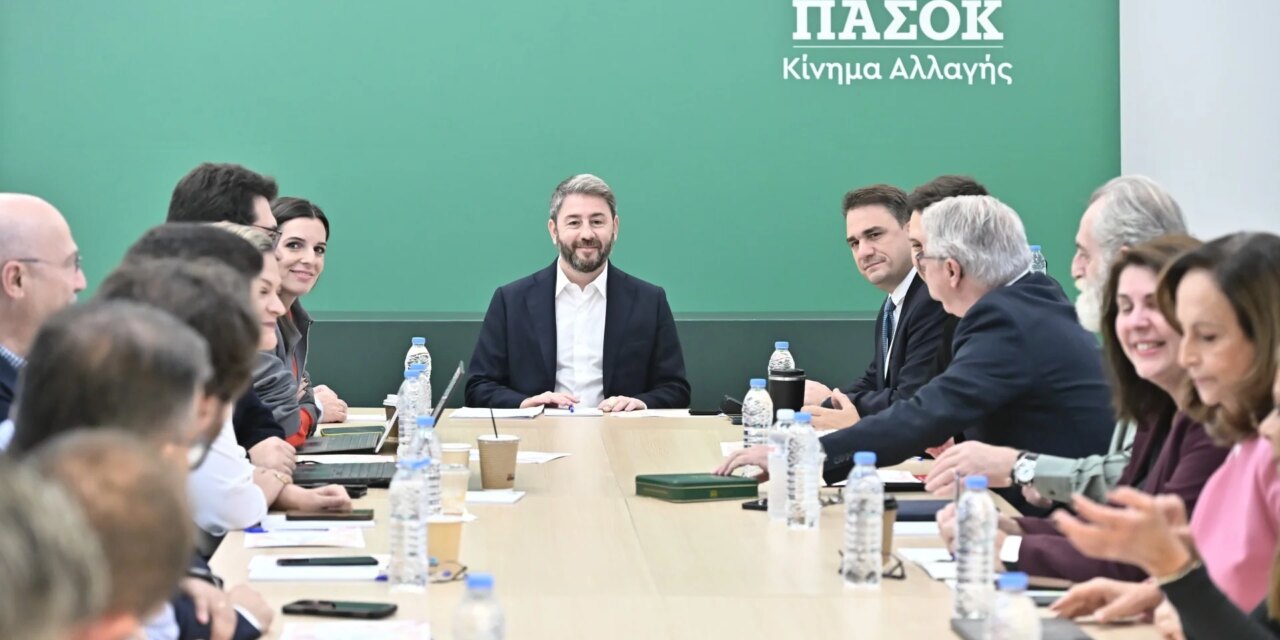 Η κυβέρνηση νομοθετεί τον εκβιασμό του δανειολήπτη – Κανένας υπουργός της ΝΔ δεν είπε κουβέντα για Κασιδιάρη