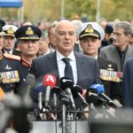 Σάλος με την προεκλογική παρέλαση …μακέτο!