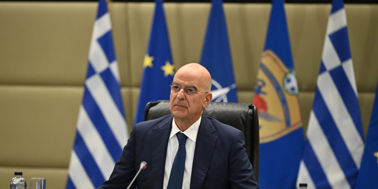 ΘΗΤΕΙΑ: Ο Δένδιας κατάφερε το ακατόρθωτο! Το Δίκτυο Ελεύθερων Φαντάρων του ζητά να δεχτεί νεοσύλλεκτους!!!