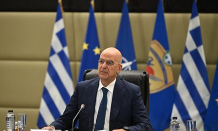 ΘΗΤΕΙΑ: Ο Δένδιας κατάφερε το ακατόρθωτο! Το Δίκτυο Ελεύθερων Φαντάρων του ζητά να δεχτεί νεοσύλλεκτους!!!