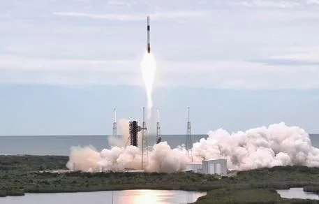 Η SpaceX έστειλε στο Διεθνή Διαστημικό Σταθμό το νέο του πλήρωμα (βίντεο)
