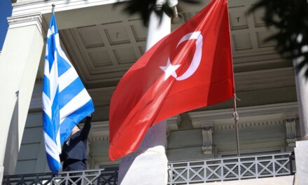 Υποκριτικό να παραδίδει η Τουρκία μαθήματα θρησκευτικής ελευθερίας