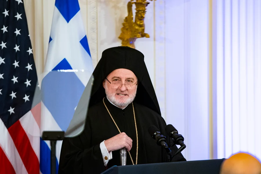 Να στηρίζουμε την εξωτερική πολιτική της Ελλάδας και να διαφυλάσσουμε την εθνική ενότητα