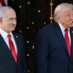 Διέψευσε το δημοσίευμα ότι ο Τραμπ σταμάτησε επίθεση του Ισραήλ στο Ιράν μέσα στον Οκτώβριο