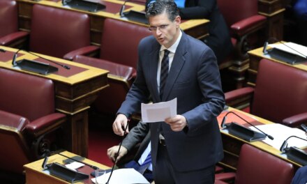 Δ. Καλαματιανός: Παραιτείται από βουλευτής
