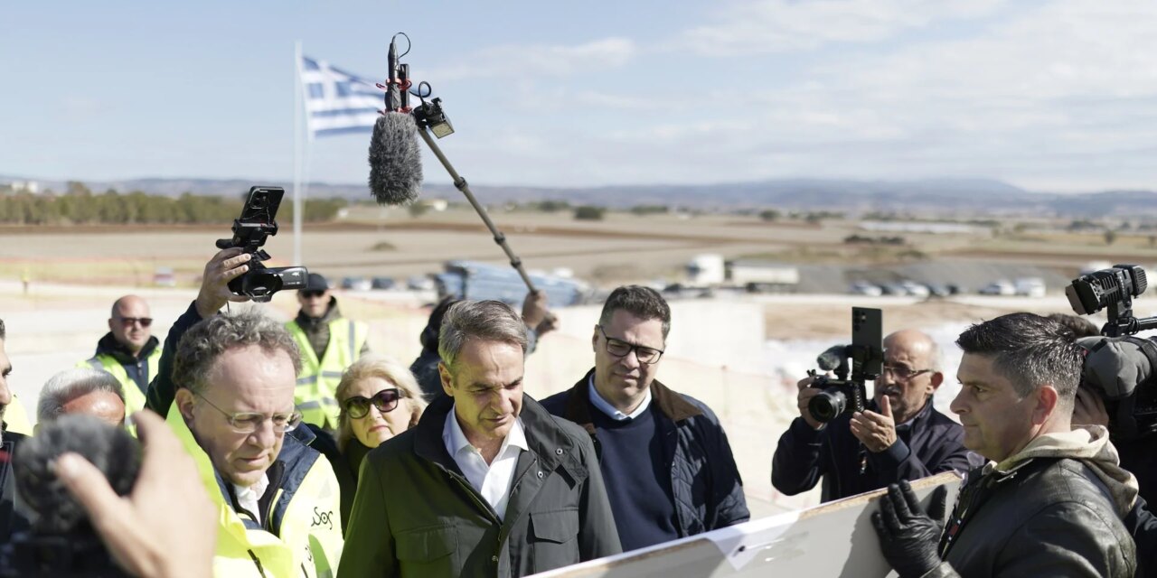 Επισκέφθηκε μονάδα φροντίδας ηλικιωμένων και υπό κατασκευή έργα υποδομής
