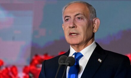 Ο Νετανιάχου προειδοποιεί ότι η εκλογική αναμέτρηση είναι στήθος με στήθος, κάλεσμα για συμμετοχή στις κάλπες