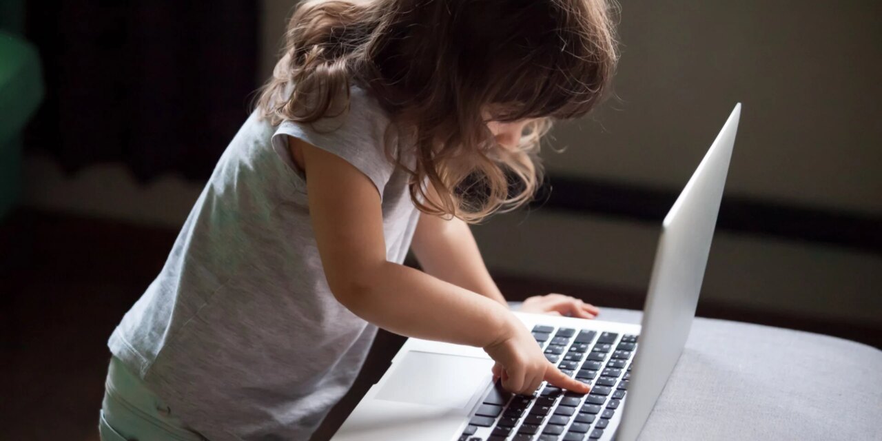 Άρχισαν να χρησιμοποιούν Youtube από τα 3 τους χρόνια