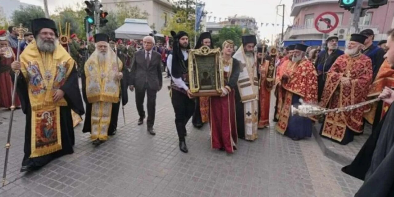 Η ιστορική συνάντηση του Πόντου και της Κρήτης στο Ρέθυμνο – Συγκίνηση στην πρώτη υποδοχή της ιερής εικόνας