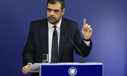Μαρινάκης κατά Τσίπρα: Το rebranding μπορεί να αλλάξει την εικόνα