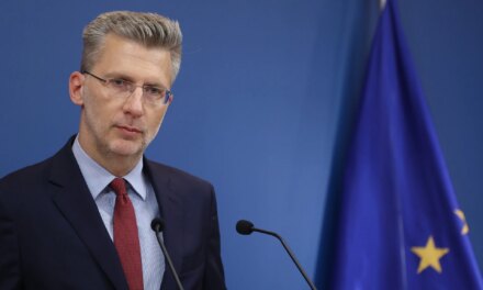 Η ανάρτηση-απάντηση του Άκη Σκέρτσου με φόντο τις πρόσφατες υποθέσεις
