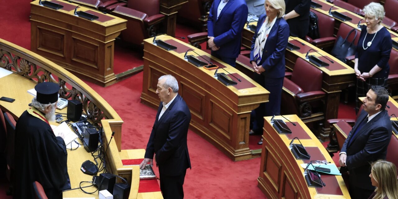 Ορκίστηκε ο βουλευτής του ΣΥΡΙΖΑ Σωκράτης Βαρδάκης